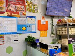 -白玉兰食品(中山公园龙之梦店)