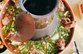Qiao PoPo Lamb Spine Hot Pot