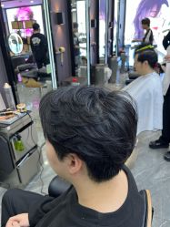 -藤野造型烫染·漂发