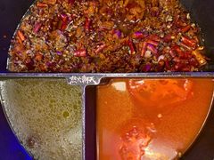 -热火朝天鲜切牛肉火锅(南强街巷店)