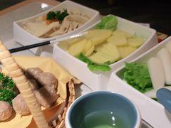 -左庭右院鲜牛肉火锅(环球港店)