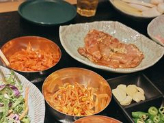 -臻牛烤肉