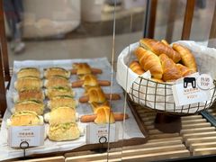 -CARINO BAKERY&CAFE(人广来福士店)