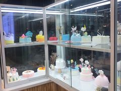 -焙丽拾光(麦凯乐直营店)