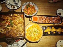 馋嘴牛蛙锅-蜜桃餐厅·江浙融合菜(荟聚购物中心店)