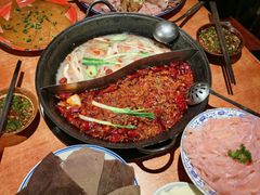 -周小明火锅(黑金冠社区店)