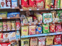 -全家便利店(新闸路二店)