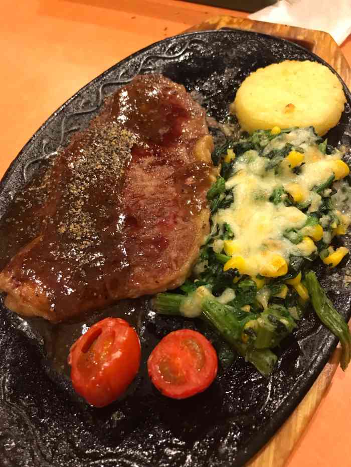 福康堡牛扒饭-"就一锅油,反复炸.味道一般.最近汤也变成.