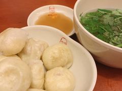 -佬钱湾仔(衣裳街店)