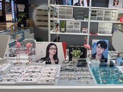 -沫芮眼镜·蔡司·依视路·尼康明月(环创店)