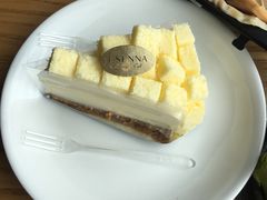 芝士面包蛋糕-罗森尼娜(解放西路店)