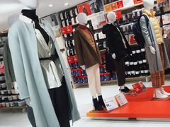 -优衣库(上海正大广场店)