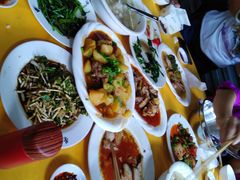-荣生萝卜汤饭店