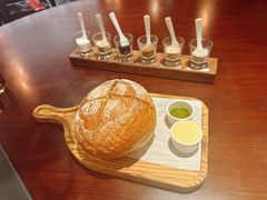 -恰餐厅及酒吧 CHAR Bar & Grill (北京丽都皇冠假日店)