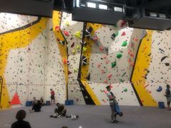 -问山MountQuest攀岩馆