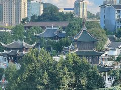 -包整·丝娃娃(一览甲秀楼风景店)