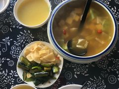-八两八金·莱芜特色炒鸡(市南漳浦路店)