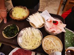 -五里关火锅(上海鑫耀·光环Live店)
