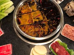 -邓莽子老火锅(中兴路总店)