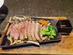 铁板蒜香和牛配舞茸-将太无二·北美传奇寿司(荟聚购物中心西红门店)