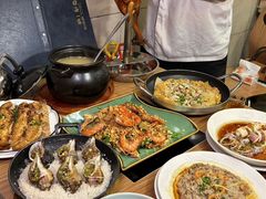 -荣基四海一家·家常菜·海鲜大排档(新安店)