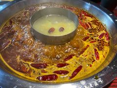 -谭鸭血老火锅(远大购物广场店)