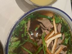 -镇南锅盖面馆(解放路店)