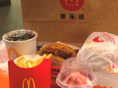 -麦当劳(山大路店)