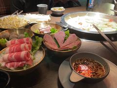 -九牧鱻·渝老鬼重庆火锅(人民路店)