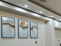 -余杨鸭鸭餐厅