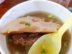 排骨藕汤-燕子煨汤(山海关路店)