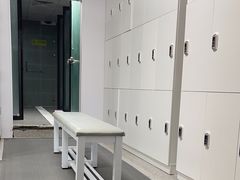 -鲸灵公元游泳中心