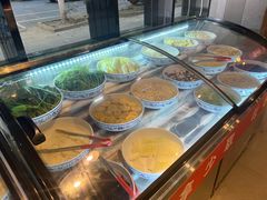 -牛满溢·自助潮汕鲜牛肉火锅(龙汇路店)