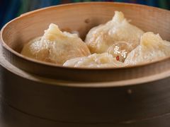 -彩云天云南餐厅