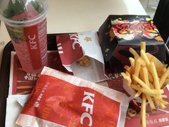 -肯德基(西影路店)