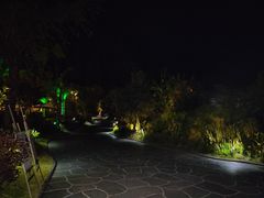 -腾冲洞山温泉村