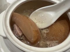 川贝雪梨炖猪展汤-勝記酒家·37年老字号·经典粤菜(荔枝公园店)