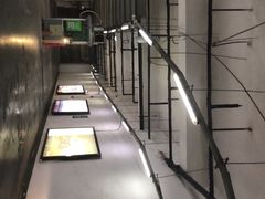 -汉商武展购物中心-停车场