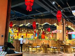 -老滇山寨•云南特色菜•地方菜•民族风情歌舞表演(金碧店)