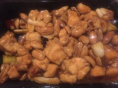 宫保鸡丁-眉州东坡(上海中心店)