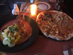 -Trattoria Altrove