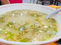 -休记光头香辣蟹干锅(绵竹店)