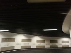 -上海苏宁宝丽嘉酒店-停车场