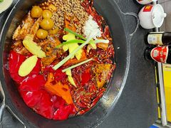 -四小区火锅·巷子里的重庆火锅(花照壁店)