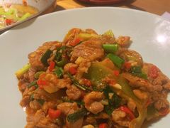 碾辣椒炒肉-吃饭皇帝大·土家民族菜(温州万象城店)