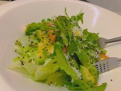 鳄梨蔬菜沙拉-BONAZZA 意大利餐厅