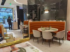 大堂-椰子营·椰子鸡火锅(万象里店)