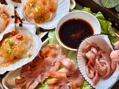 -围炉肉舍•炭烤活鳗•丹东海鲜烤肉(步行街店)