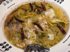-渔语鱼新川菜Bistro(万象天地店)