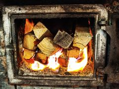 -万里闯关东铁锅炖菜馆(高新旗舰店)